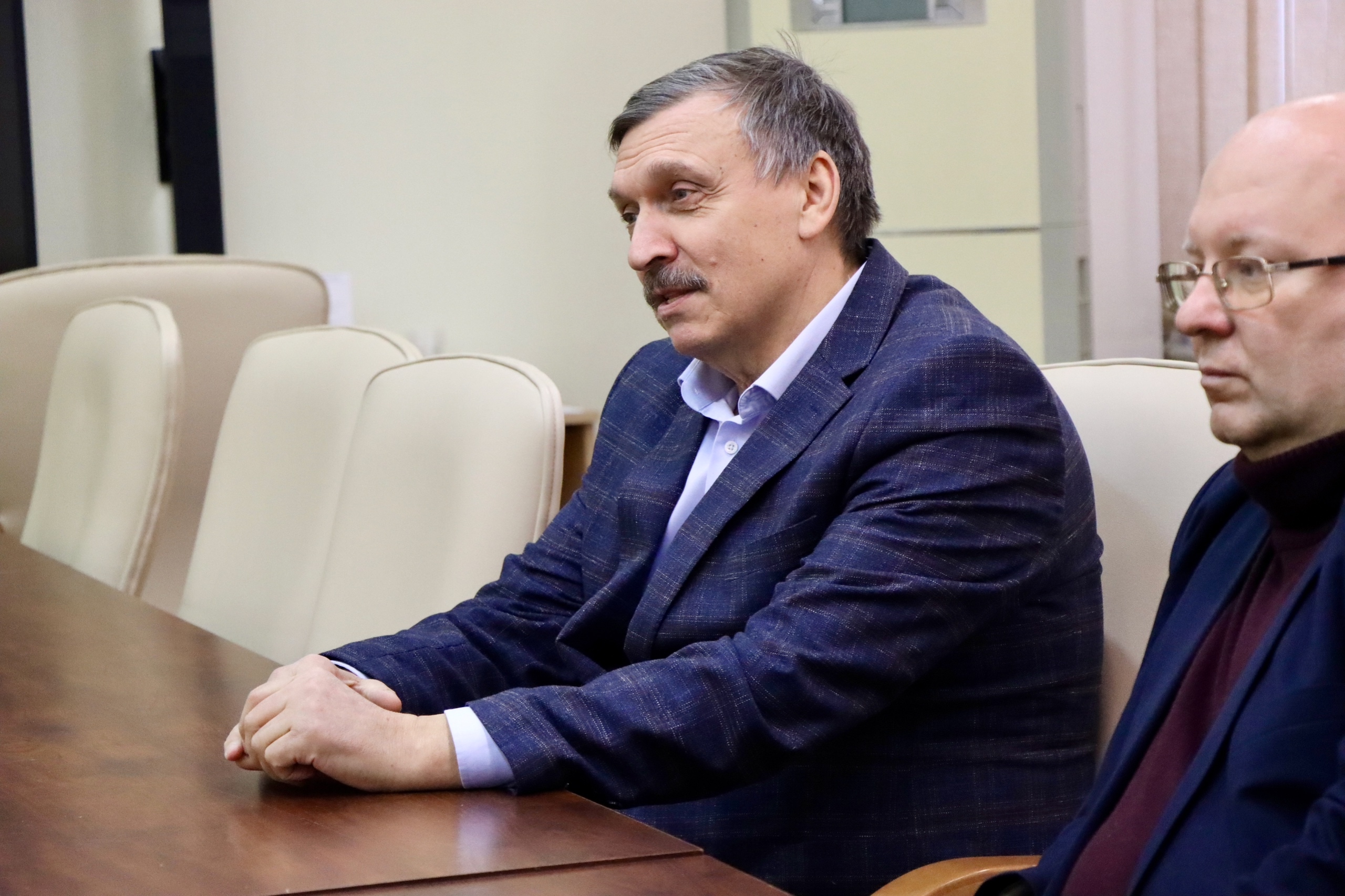 Фундамент социальной поддержки в России!