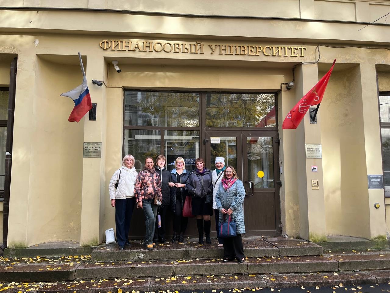 Связь поколений: Финансовый университет в Санкт-Петербурге посетили выпускники прошлых лет